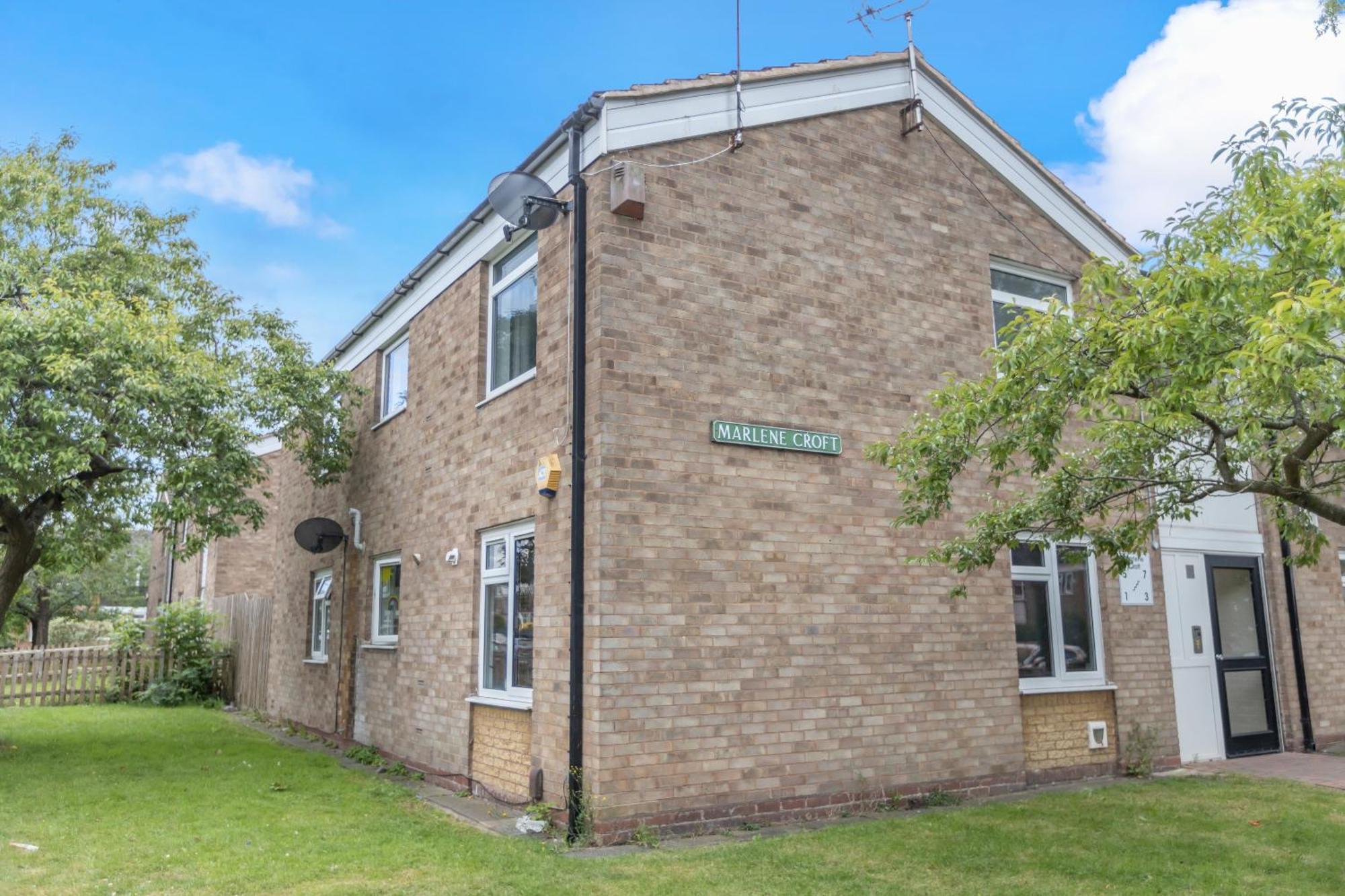 Opp B'Ham - Freshly Refurbished Walls And Carpets! Big Savings Booking 7 Days Or More! Apartment Marston Green Exterior photo